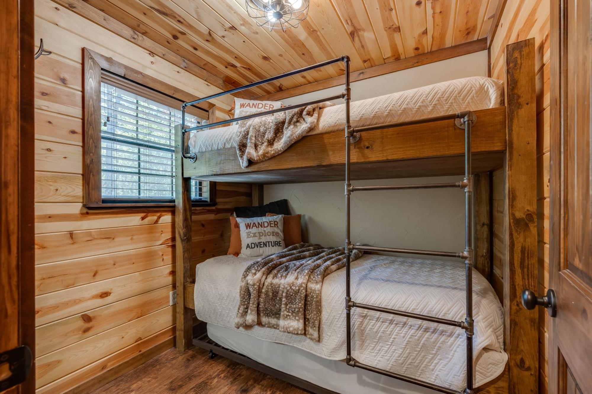 Cross Timbers Cabin On The Grove'S 25-Acres ブロークン・ボウ エクステリア 写真